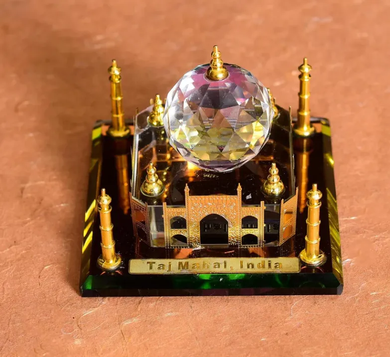 Crystal Taj Mahal model